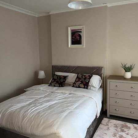 3 Bed Cozy Antrim Apartment With Great Views 外观 照片